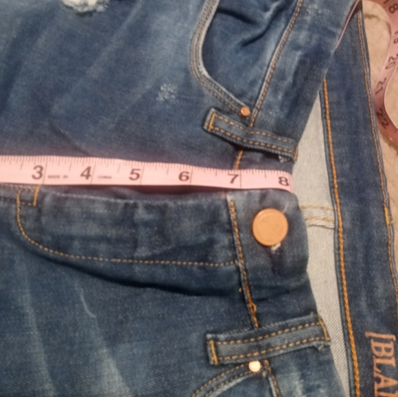 BlankNYC Jeans - Picture 5 of 8